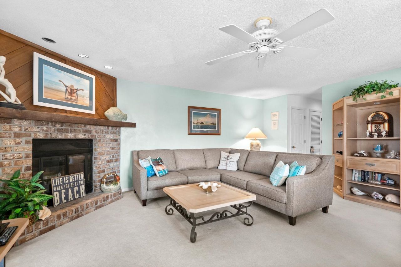 1801 N Ocean Blvd. Photo 8