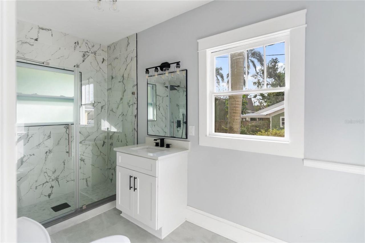 1715 6th Avenue W, Bradenton, FL 34205 Photo