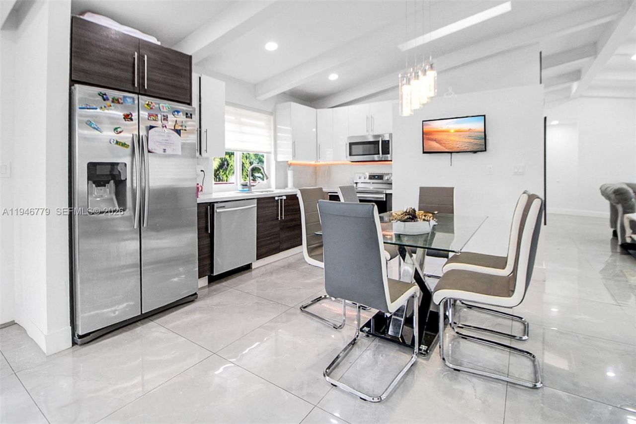 7961 SW 198th St, Cutler Bay, FL 33189 Photo