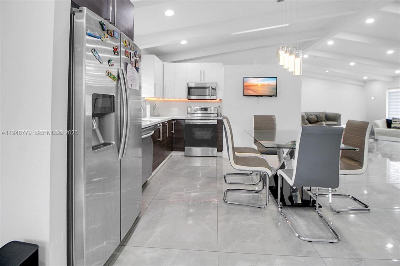 7961 SW 198th St, Cutler Bay, FL 33189 Photo