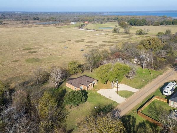 19450 Valentine Road, Kemp, TX 75143