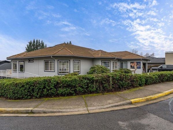 1415 NE Heritage Drive, Grants Pass, OR 97526
