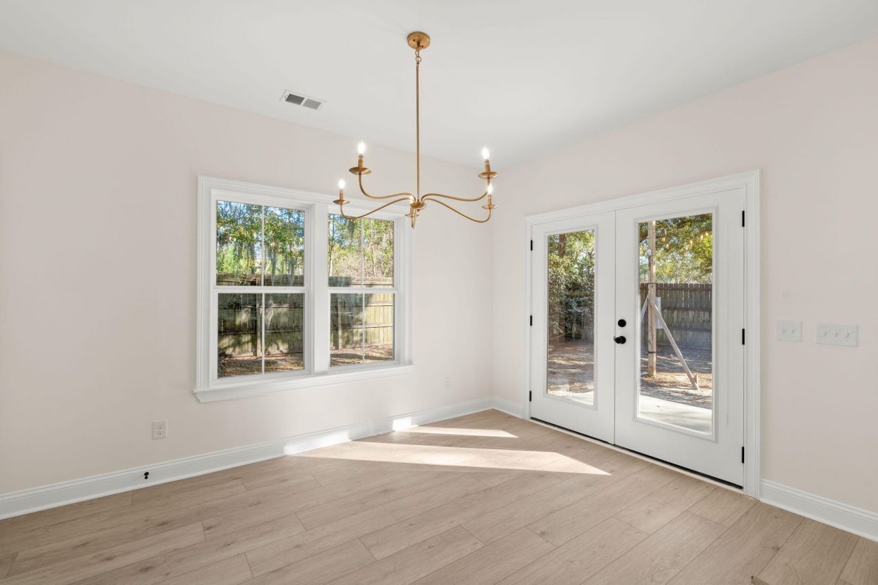 1053 5th Avenue Photo 10