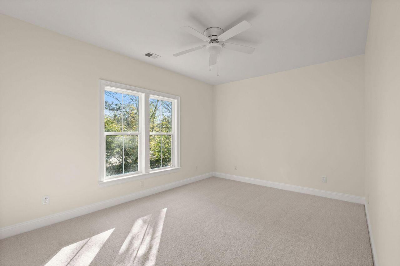 1053 5th Avenue Photo 14