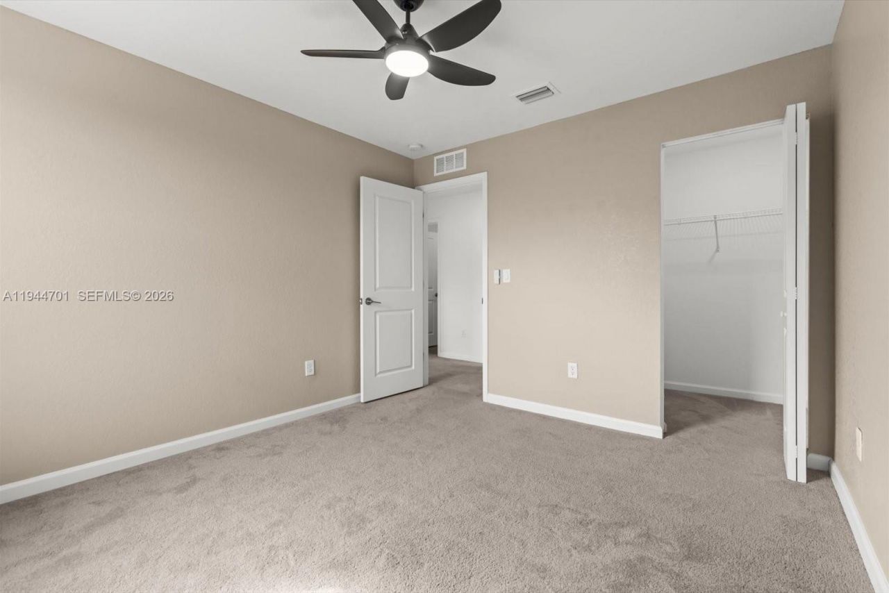 996 Bent Creek Dr, Fort Pierce, FL 34947 Photo