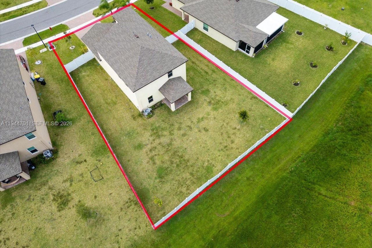 996 Bent Creek Dr, Fort Pierce, FL 34947 Photo