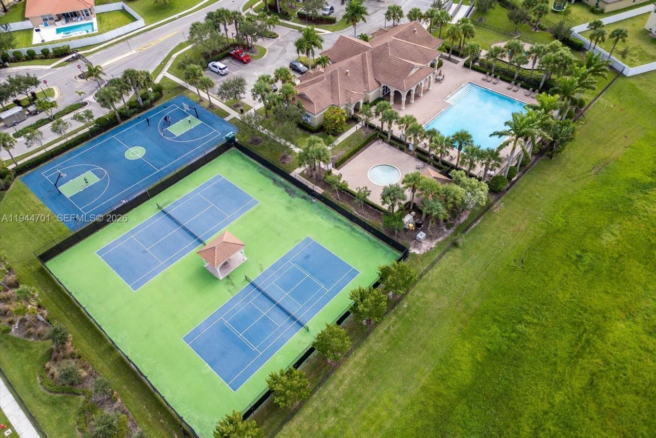 996 Bent Creek Dr, Fort Pierce, FL 34947 Photo