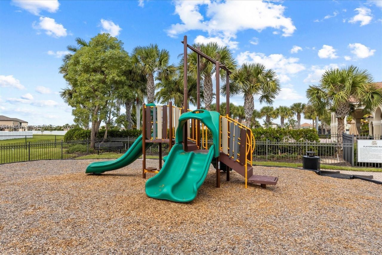 996 Bent Creek Dr, Fort Pierce, FL 34947 Photo