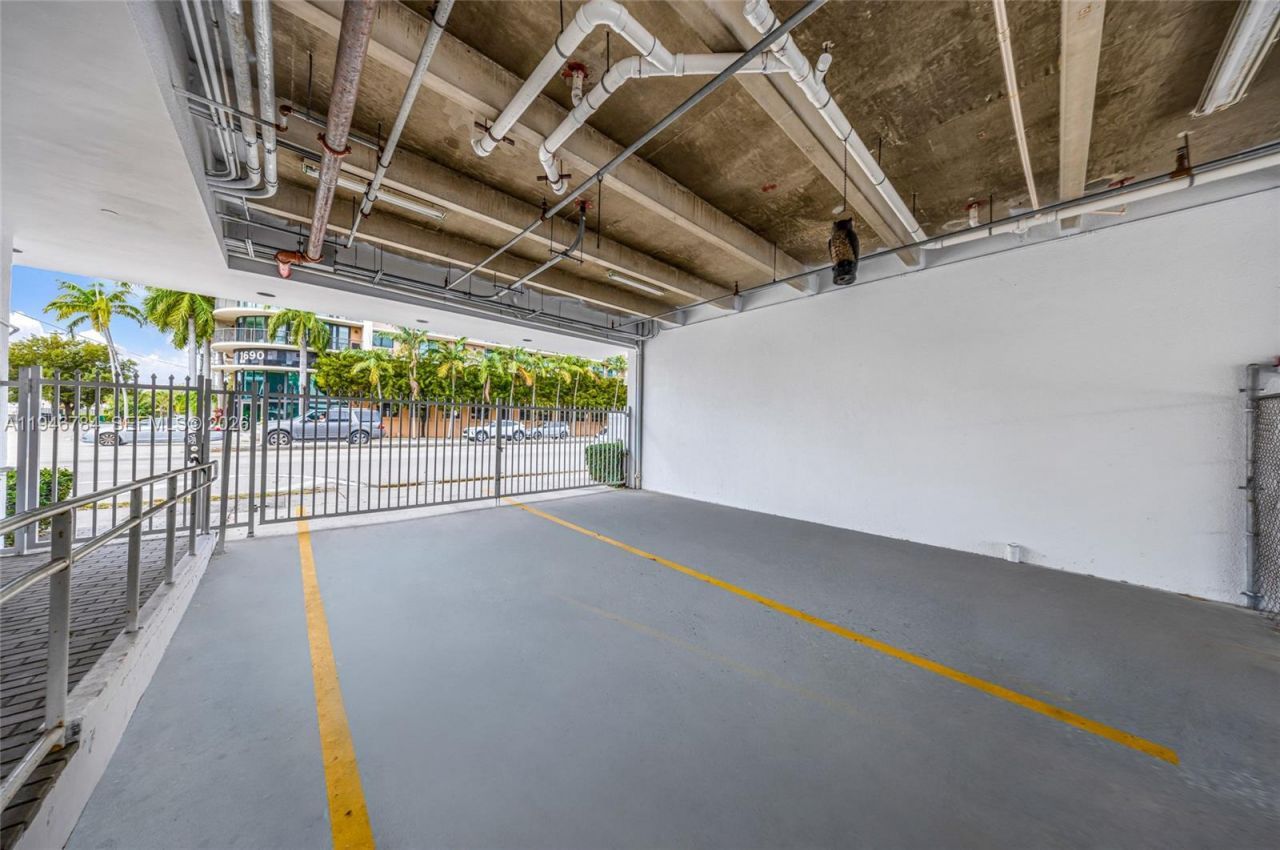 1693 SW 27th Ave , Miami, FL 33145 Photo