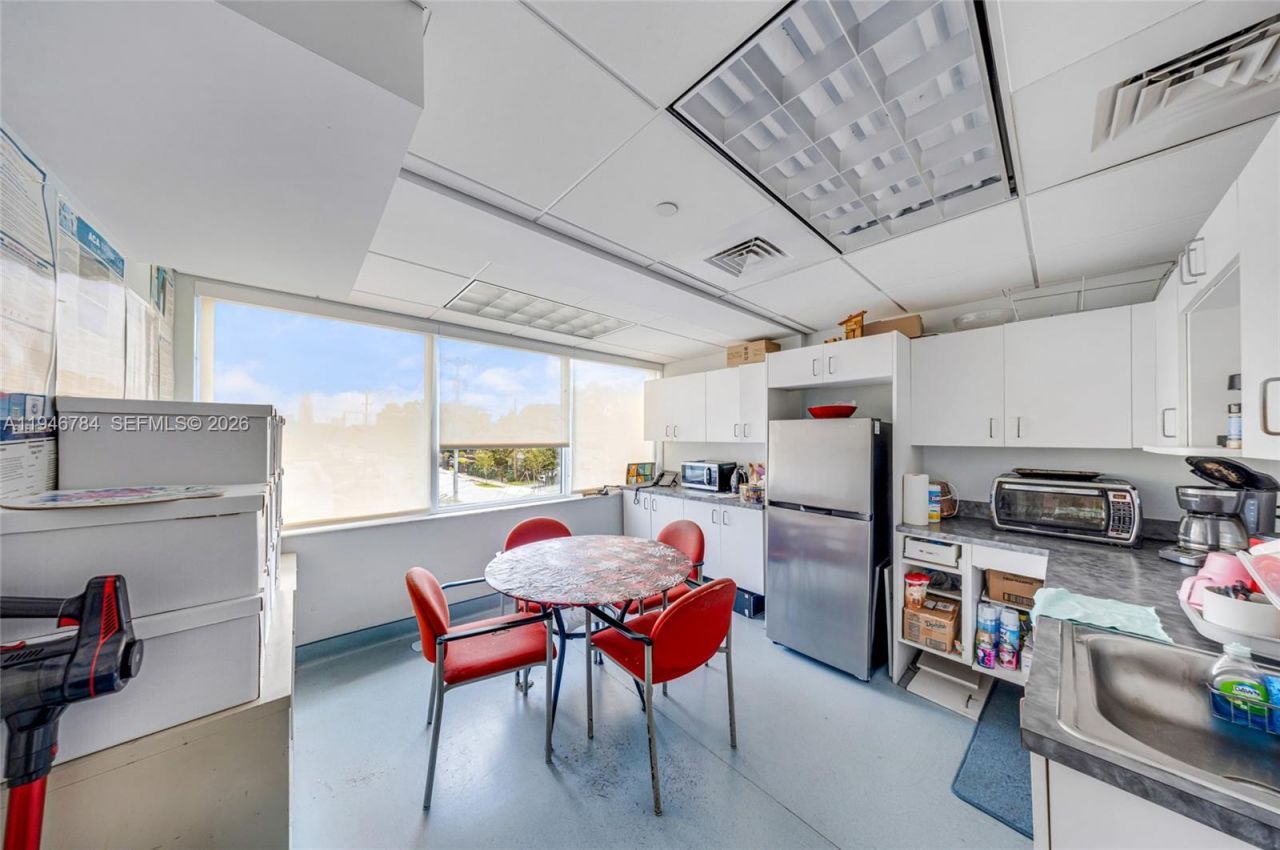 1693 SW 27th Ave , Miami, FL 33145 Photo