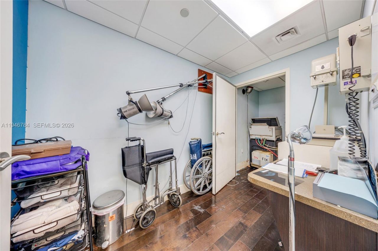 1693 SW 27th Ave , Miami, FL 33145 Photo