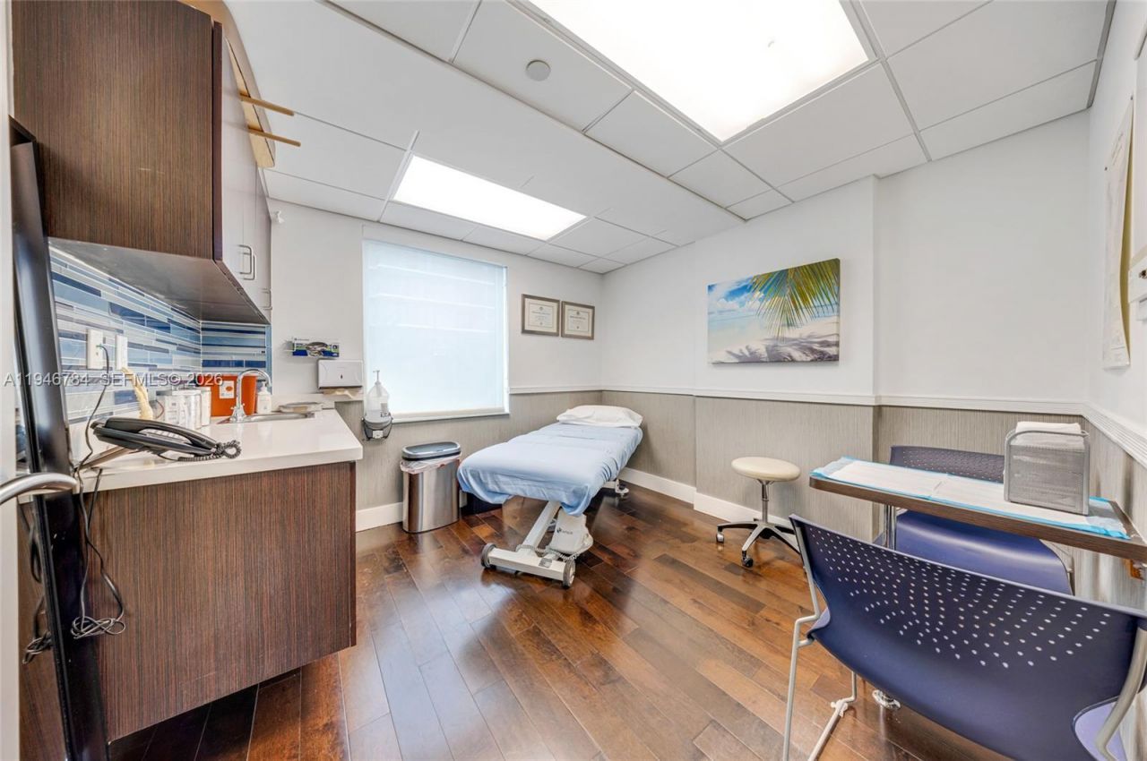 1693 SW 27th Ave , Miami, FL 33145 Photo