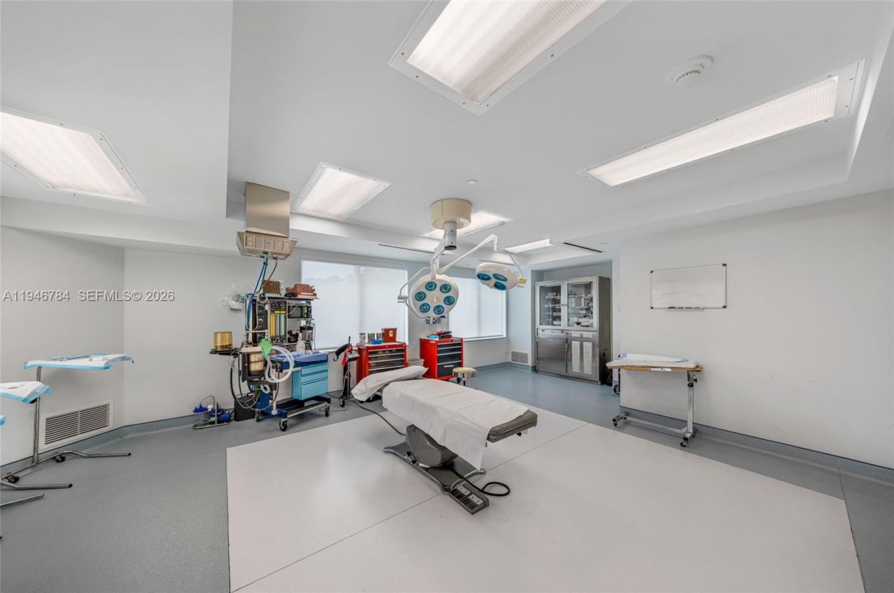 1693 SW 27th Ave , Miami, FL 33145 Photo