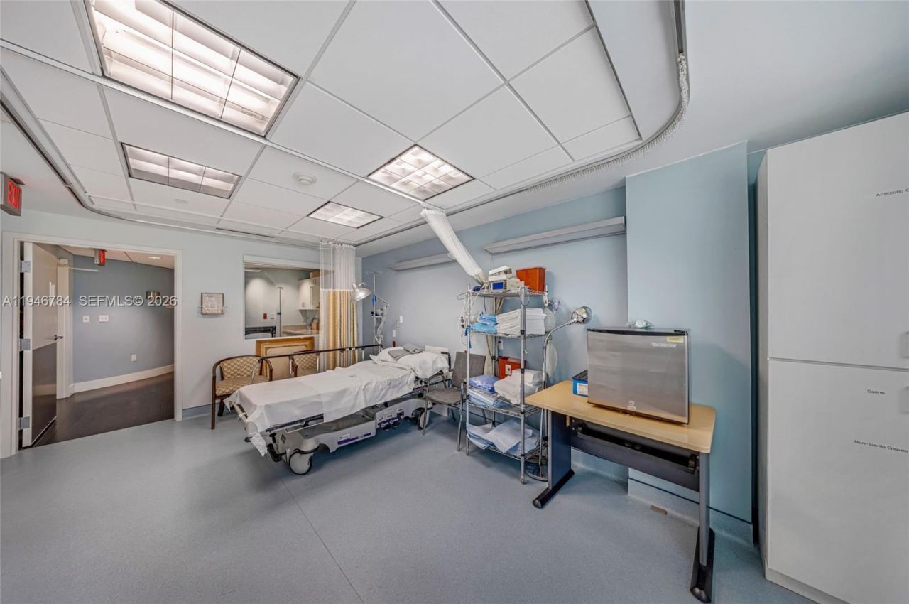 1693 SW 27th Ave , Miami, FL 33145 Photo