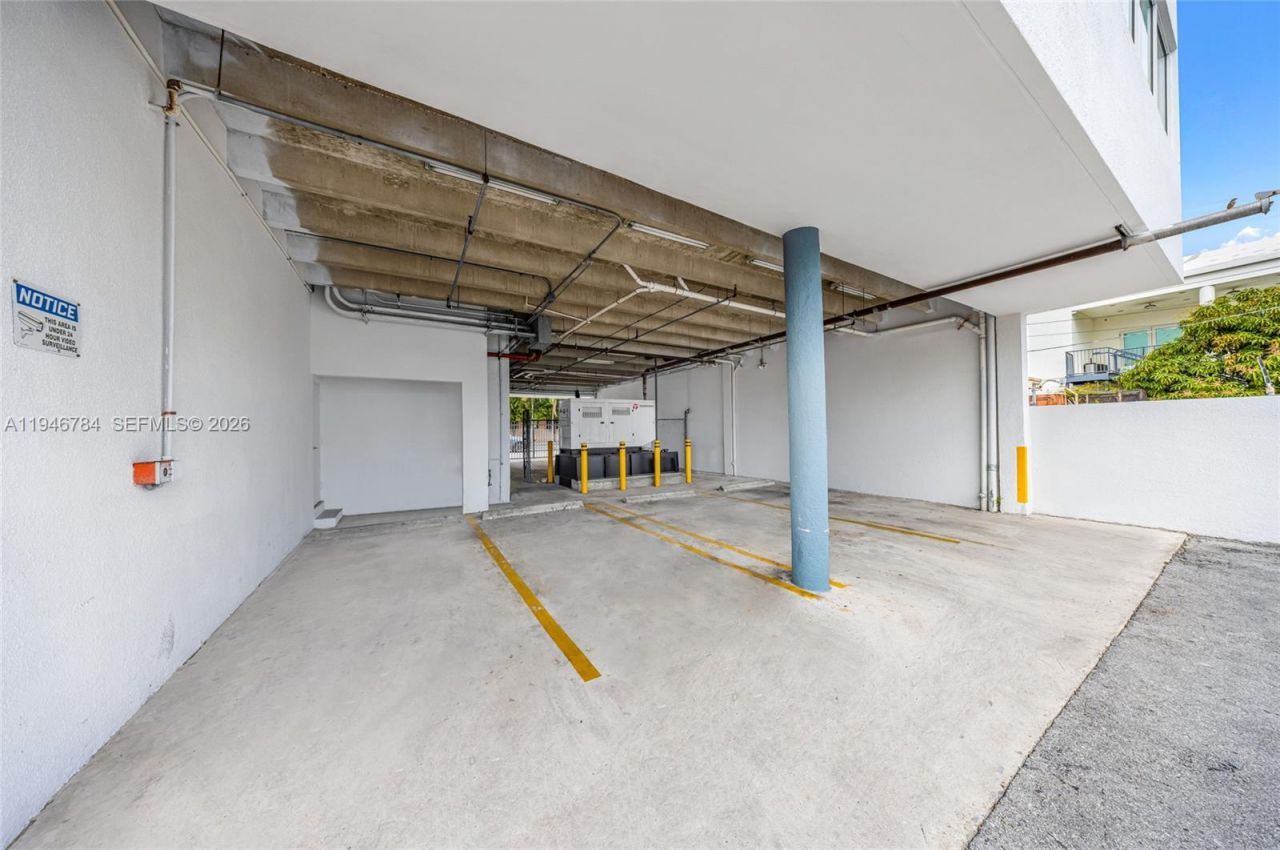 1693 SW 27th Ave , Miami, FL 33145 Photo