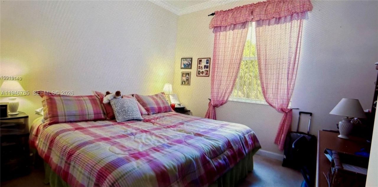 2103 NE 38th Rd, Homestead, FL 33033 Photo