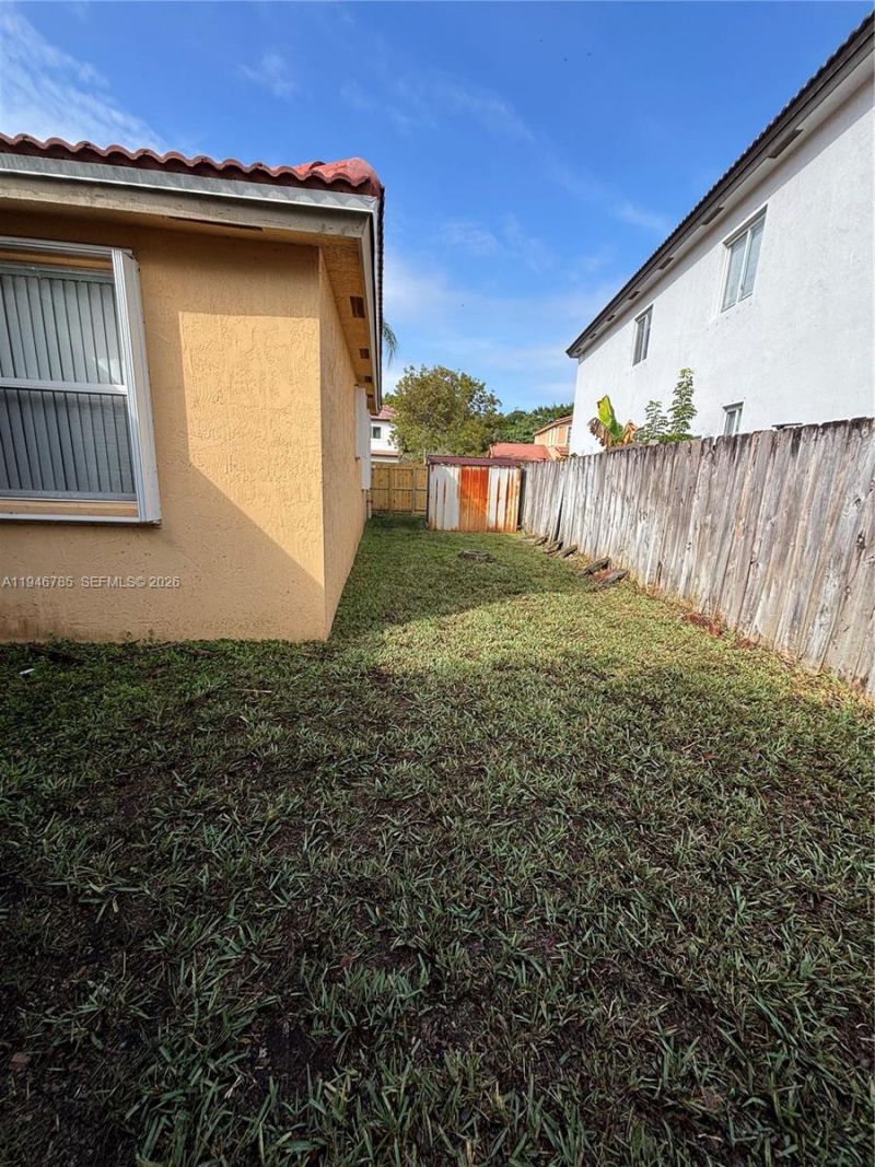 2103 NE 38th Rd, Homestead, FL 33033 Photo