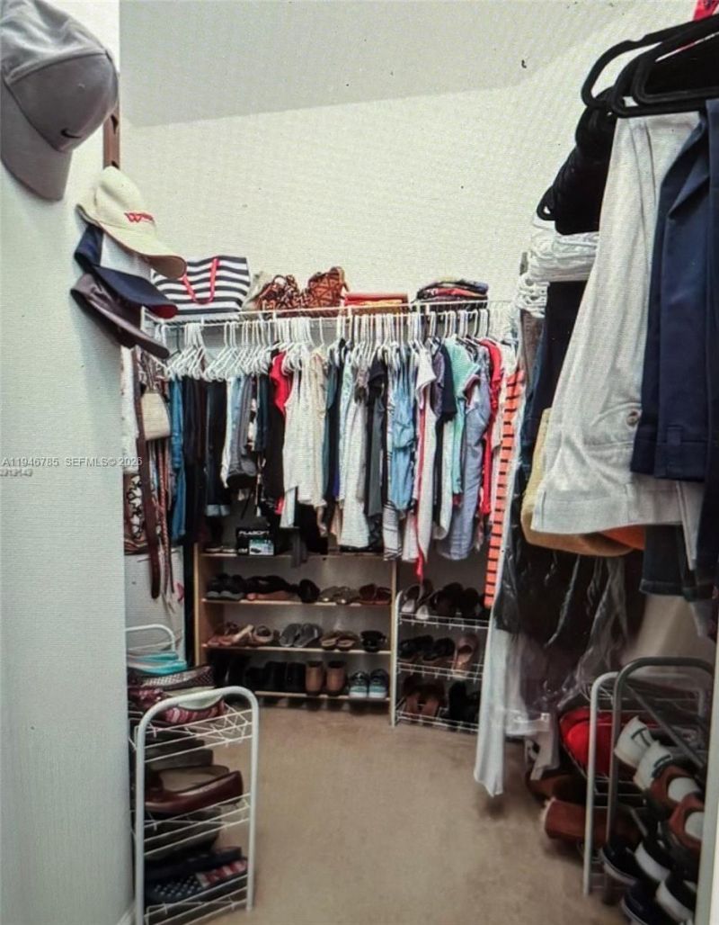 2103 NE 38th Rd, Homestead, FL 33033 Photo