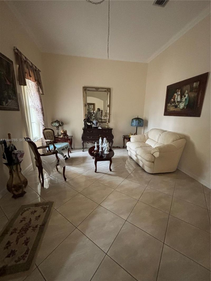 2103 NE 38th Rd, Homestead, FL 33033 Photo