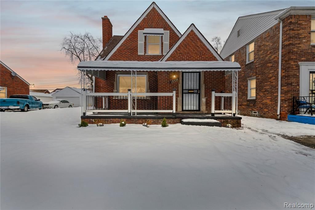 18438 Mendota Street, Detroit, MI 48221 Main Photo