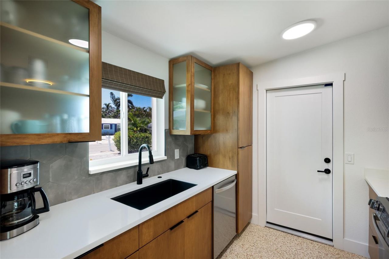 306 66th Street, Holmes Beach, FL 34217 Photo
