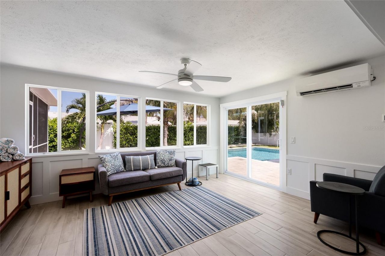 306 66th Street, Holmes Beach, FL 34217 Photo