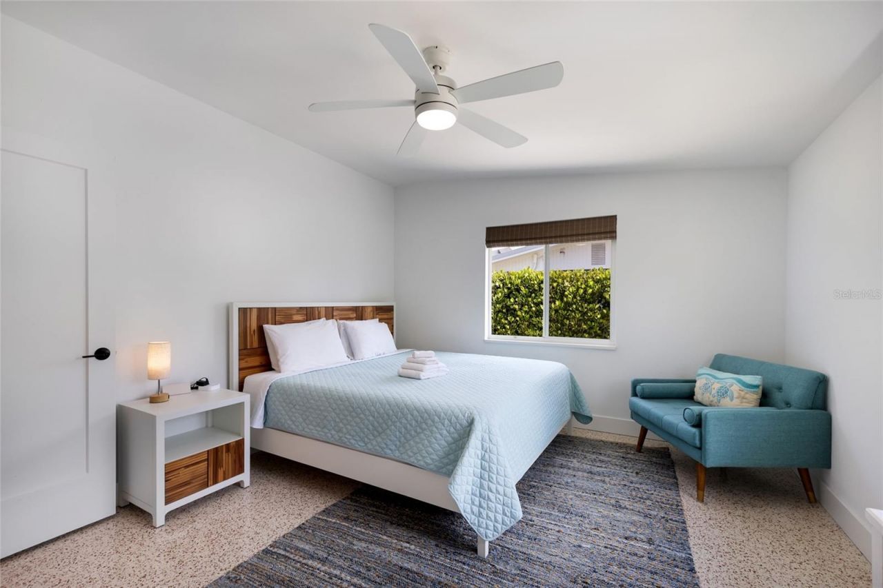 306 66th Street, Holmes Beach, FL 34217 Photo