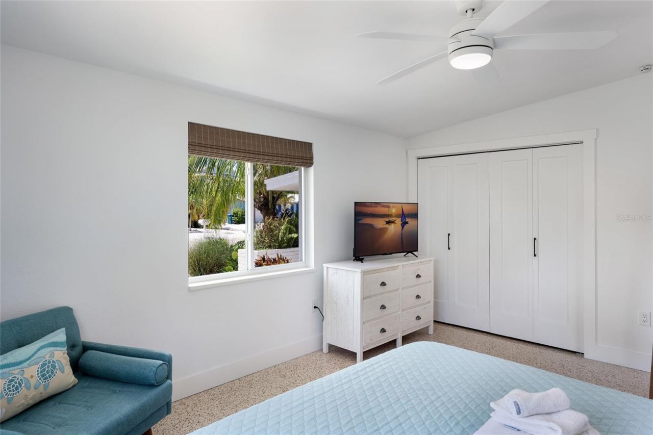 306 66th Street, Holmes Beach, FL 34217 Photo