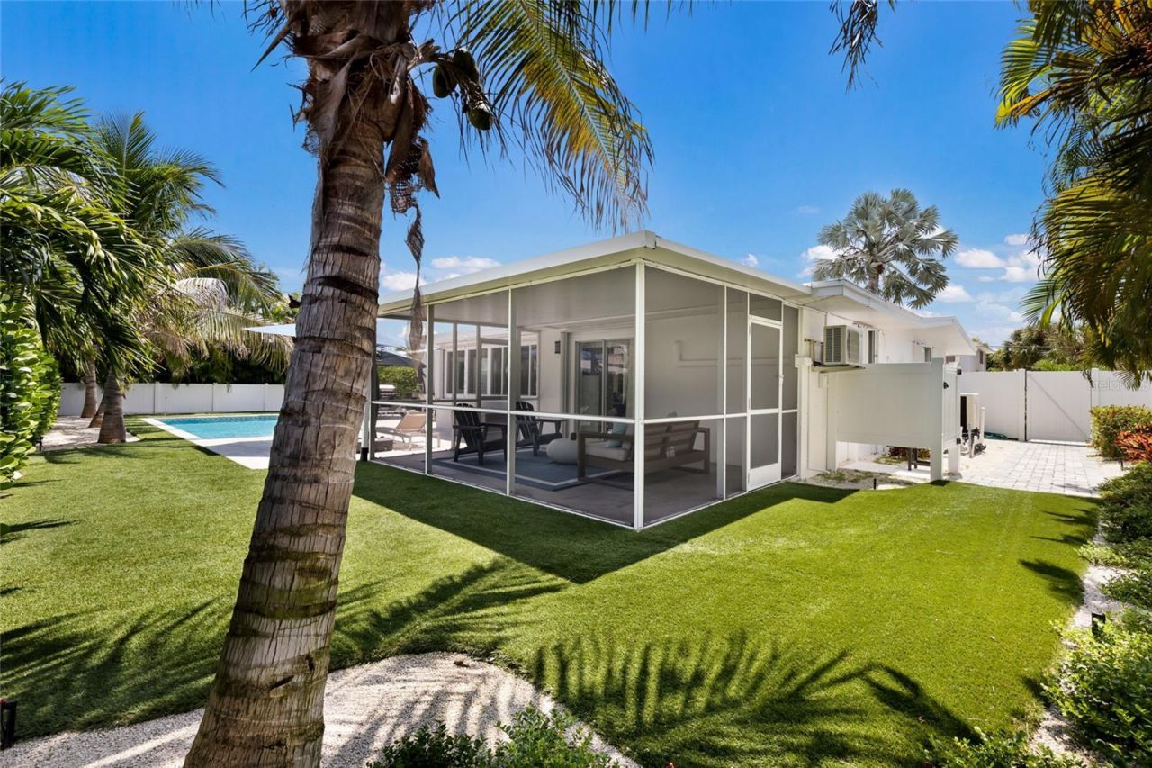 306 66th Street, Holmes Beach, FL 34217 Photo