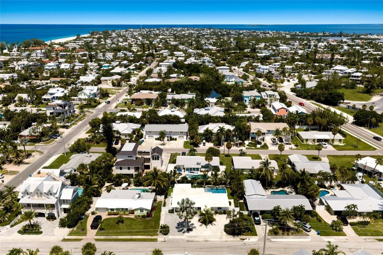 306 66th Street, Holmes Beach, FL 34217 Photo