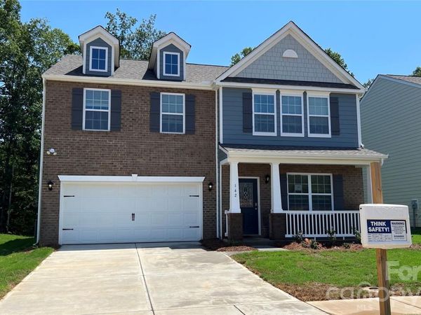 142 Scotsway Court, Troutman, NC 28166