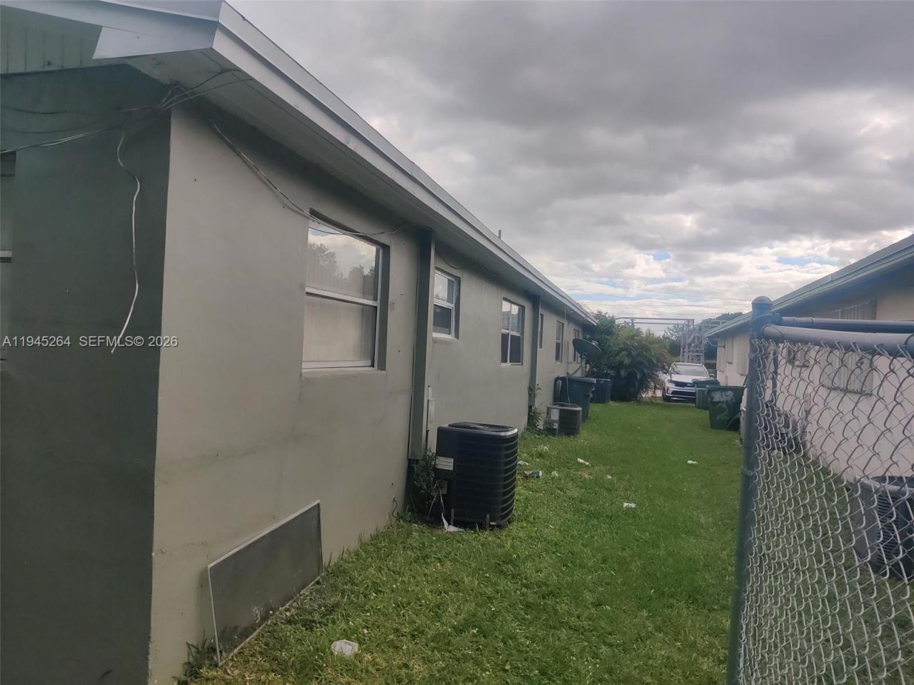 844 SW 10th St, Hallandale Beach, FL 33009 Photo