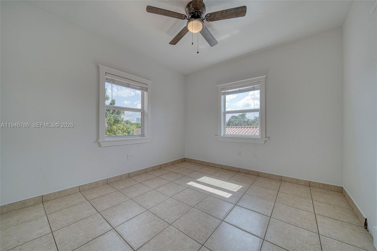 2205 SW 13th St, Unit B, Miami, FL 33145 Photo