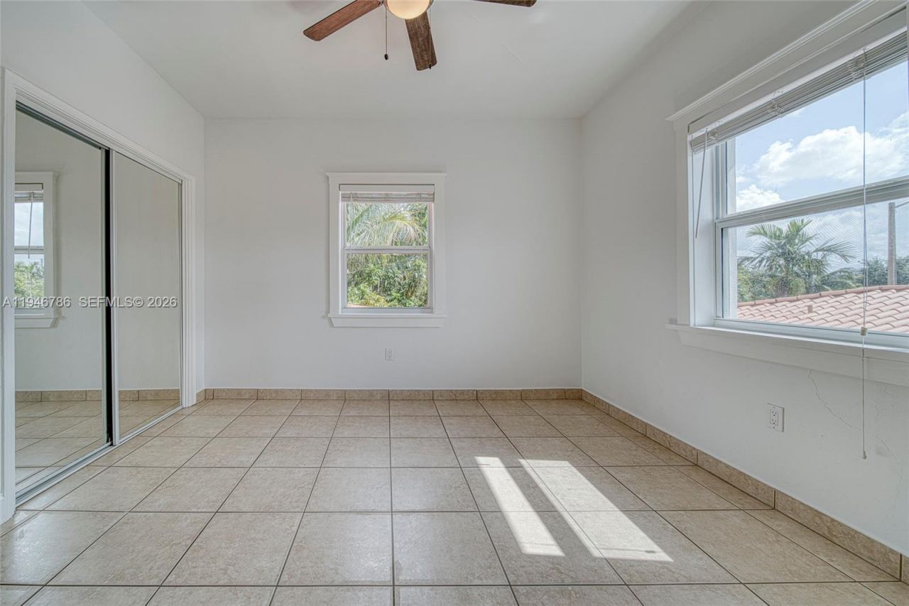 2205 SW 13th St, Unit B, Miami, FL 33145 Photo