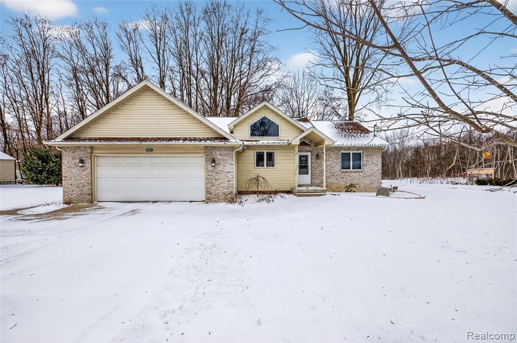 14101 Tuscola Road, Vienna Township, MI 48420 Main Photo