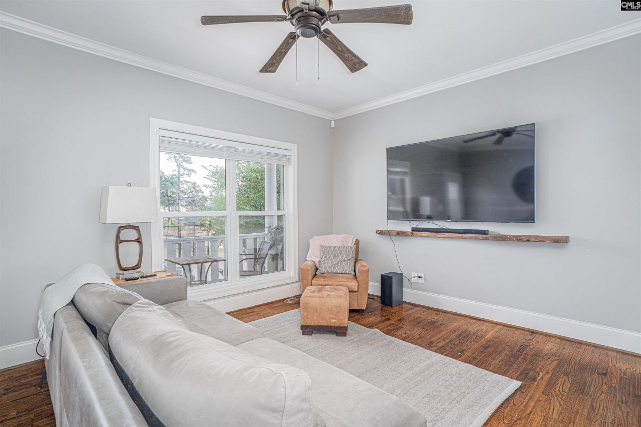 3903 Lamar St Photo 7