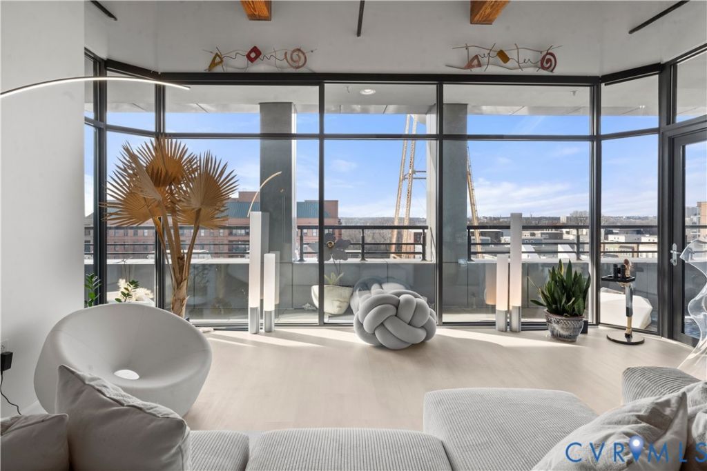 251 Rocketts Way, Unit 510, Henrico, VA 23231 Main Photo