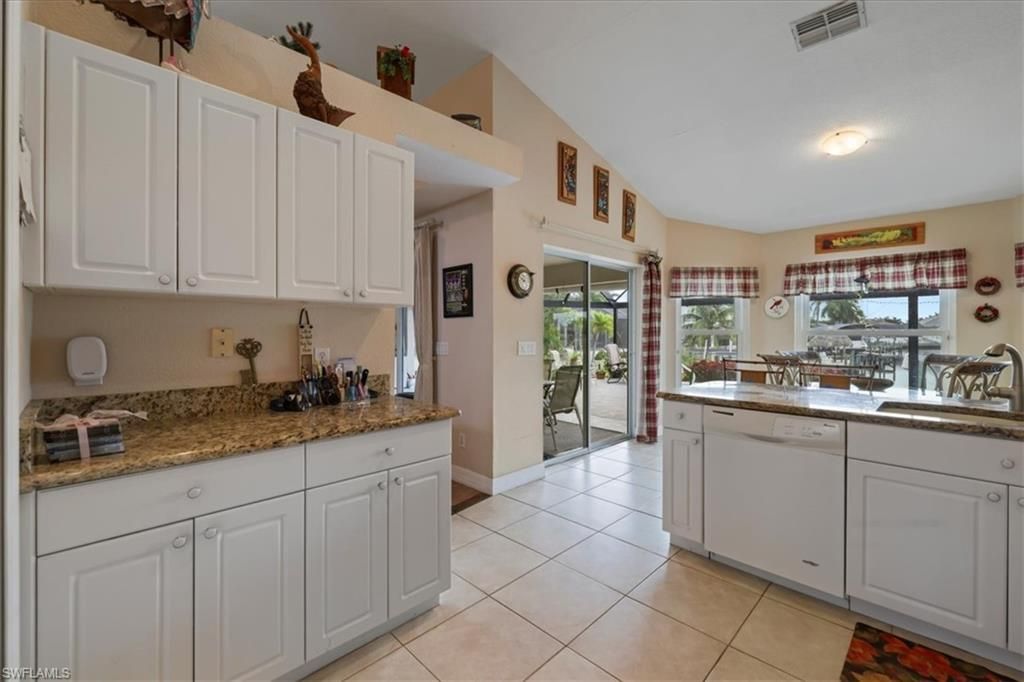 2508 SW 25th St, Cape Coral, FL 33904 Photo