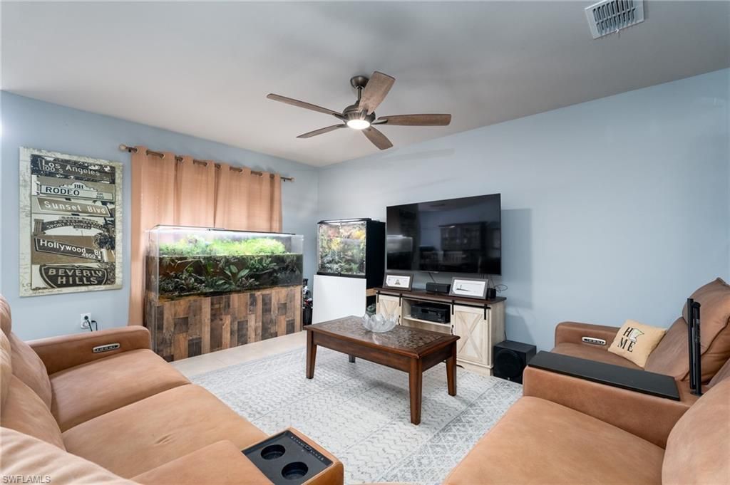 20476 Camino Torcido Loop, North Fort Myers, FL 33917 Photo