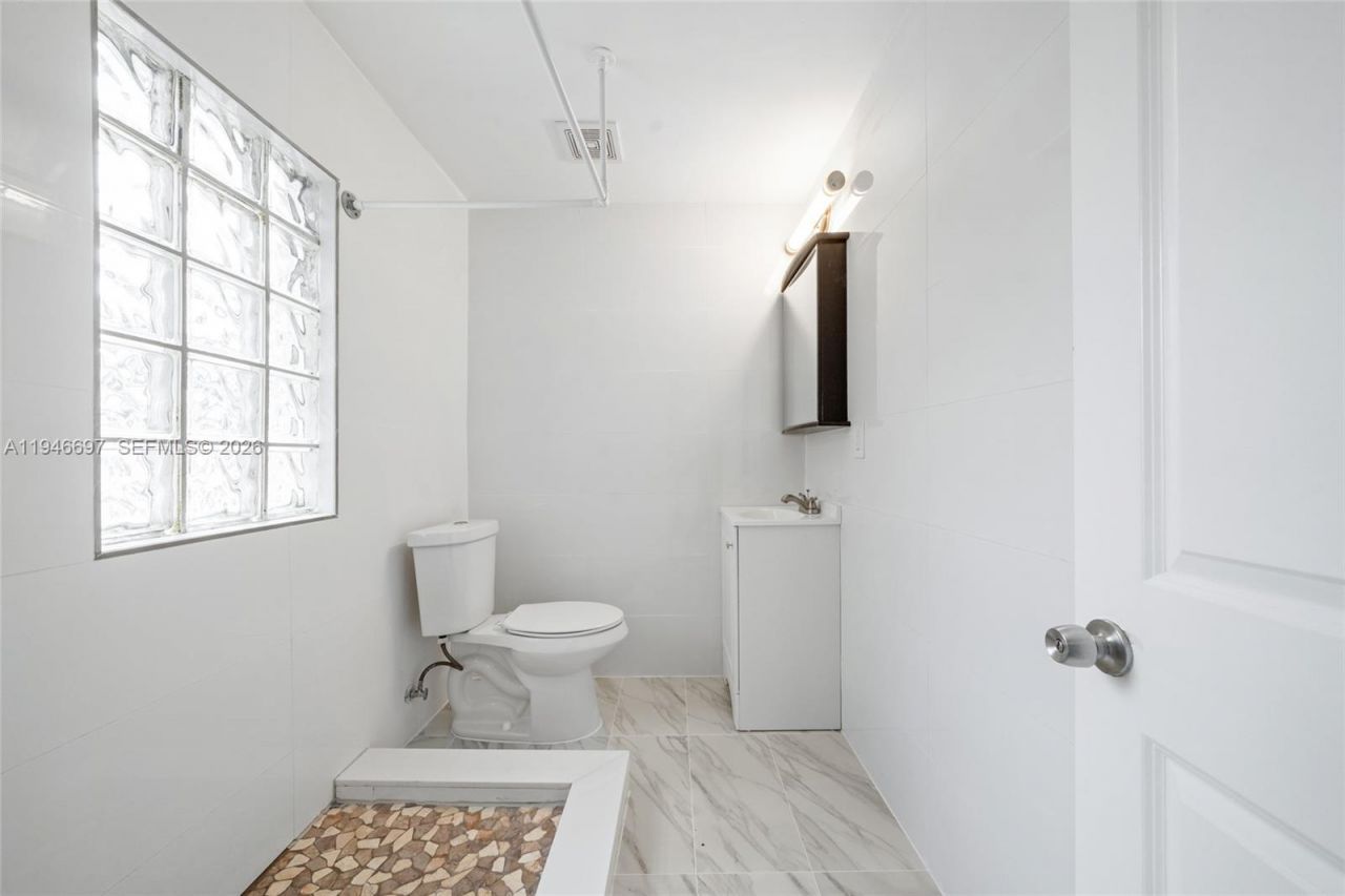 1726 Roosevelt St, Hollywood, FL 33020 Photo