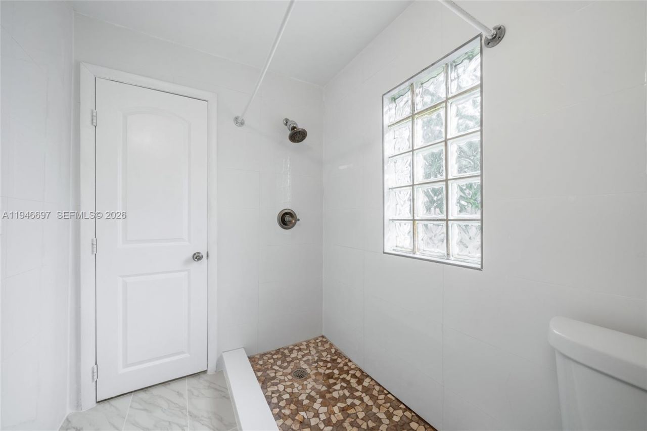 1726 Roosevelt St, Hollywood, FL 33020 Photo