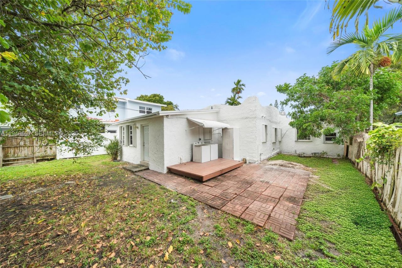 1726 Roosevelt St, Hollywood, FL 33020 Photo