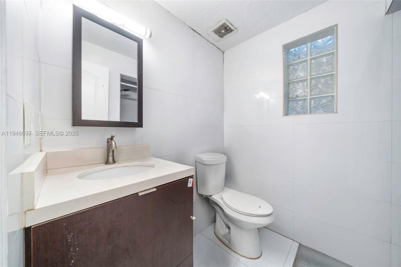 1726 Roosevelt St, Hollywood, FL 33020 Photo