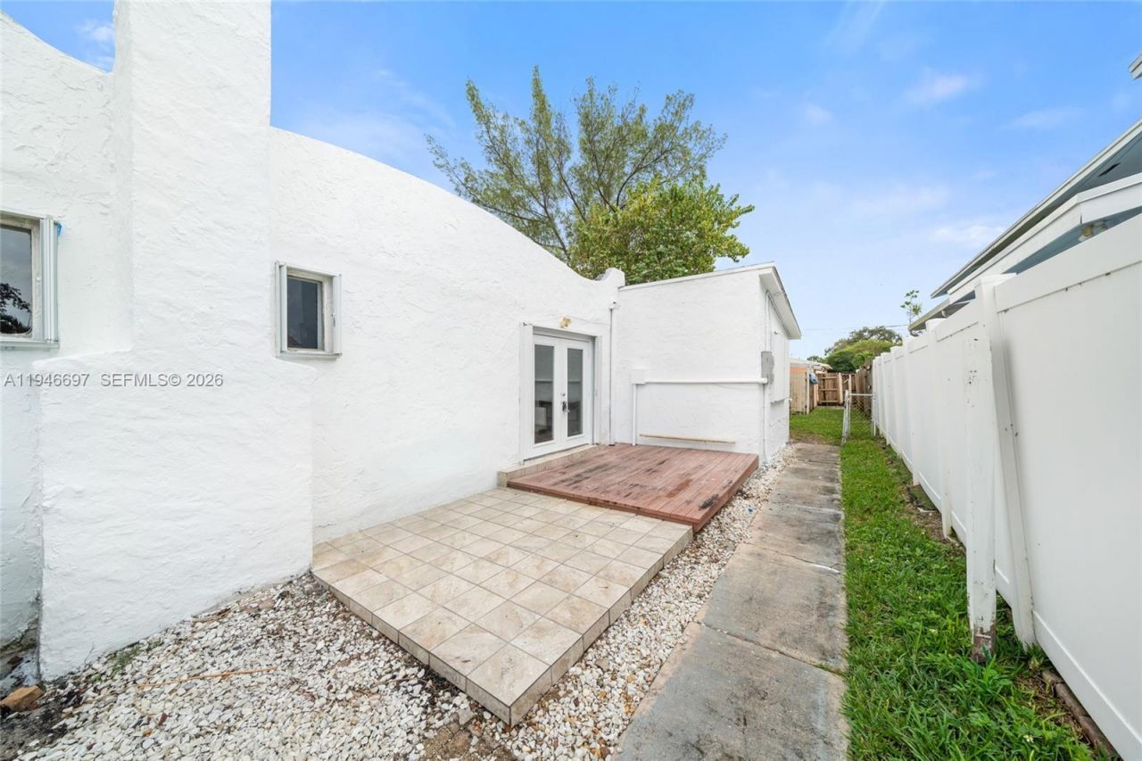 1726 Roosevelt St, Hollywood, FL 33020 Photo