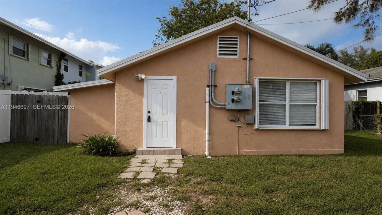 1726 Roosevelt St, Hollywood, FL 33020 Photo