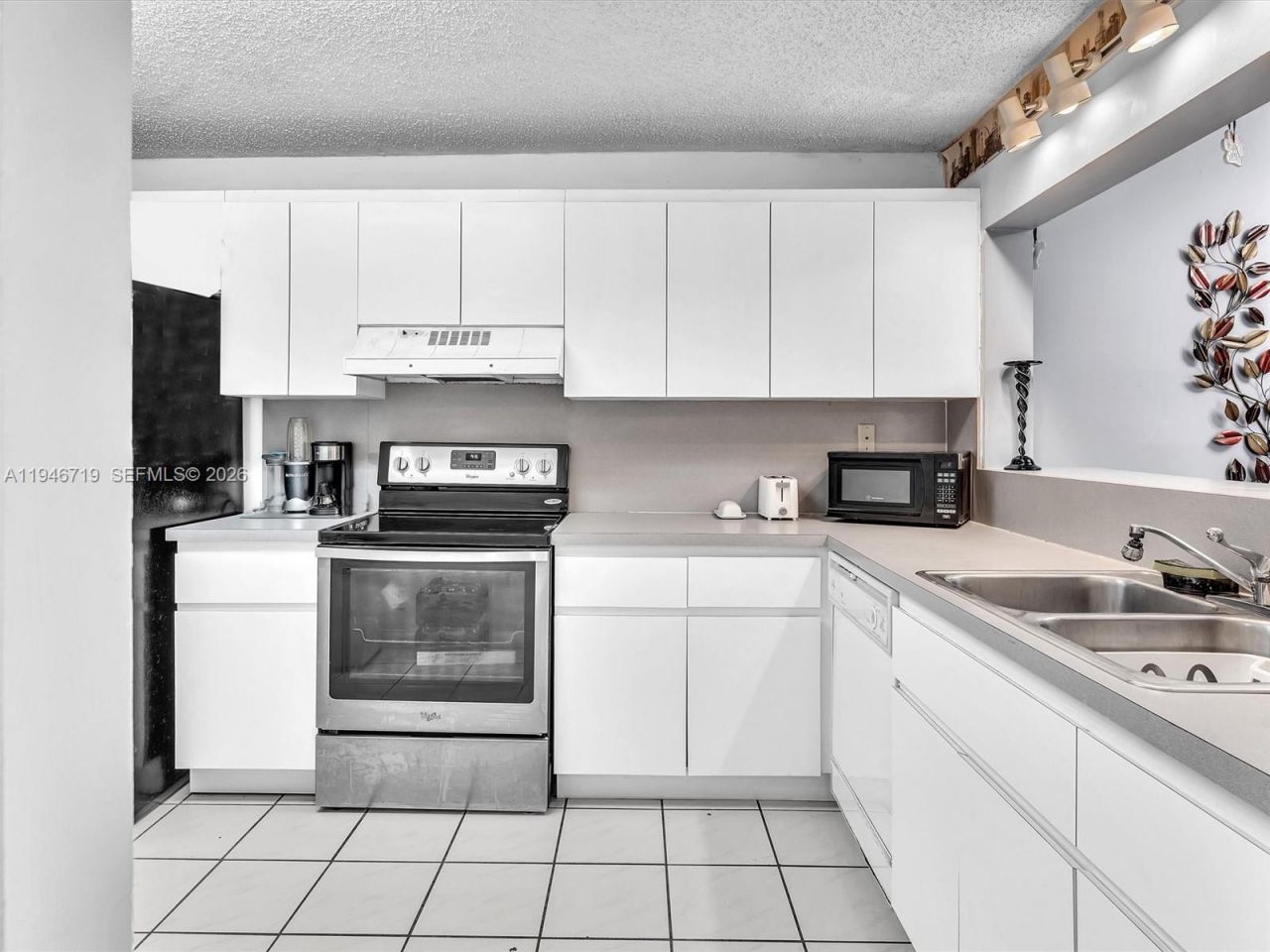 9401 NW 14th Ct, Unit 224, Pembroke Pines, FL 33024 Photo