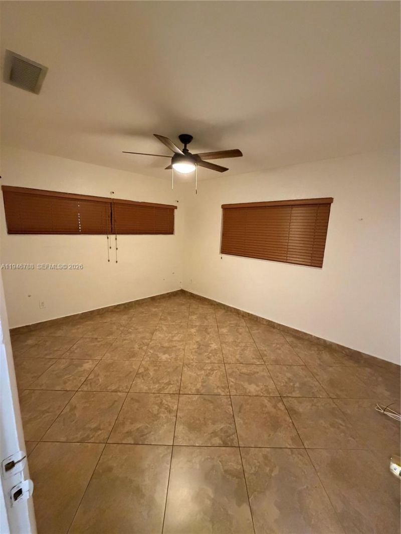 6090 W 5th Ln, Hialeah, FL 33012 Photo