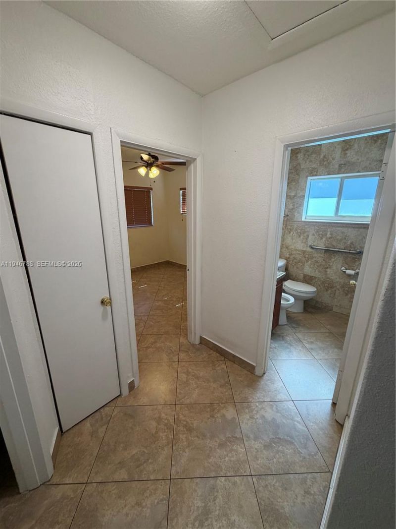 6090 W 5th Ln, Hialeah, FL 33012 Photo