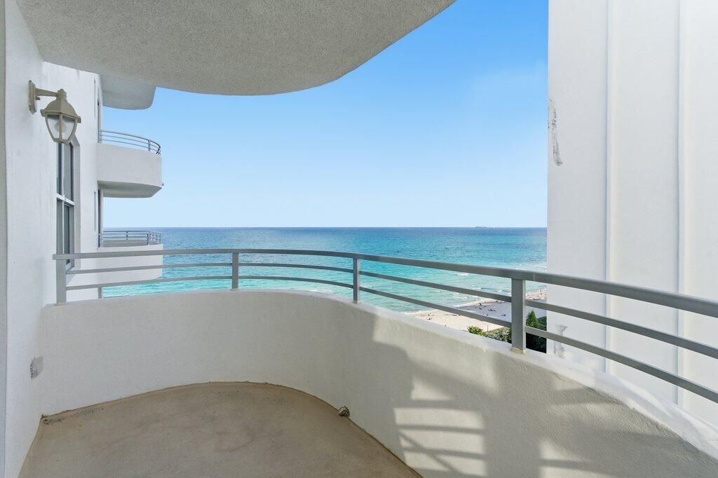 5555 Collins Avenue, Unit 16p, Miami Beach, FL 33140 Photo