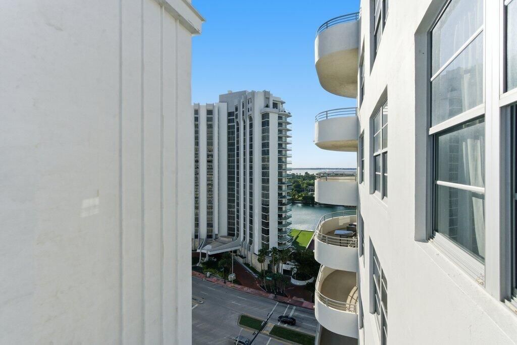 5555 Collins Avenue, Unit 16p, Miami Beach, FL 33140 Photo